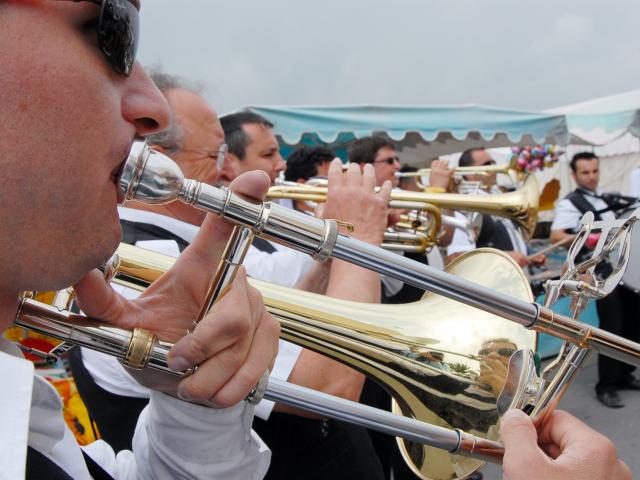 exil07-fanfare.jpg