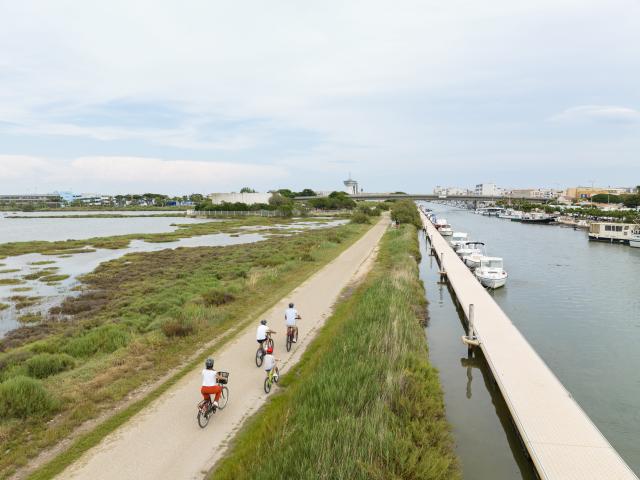 Balade à vélo à Palavas-les-Flots, sortie nature en famille