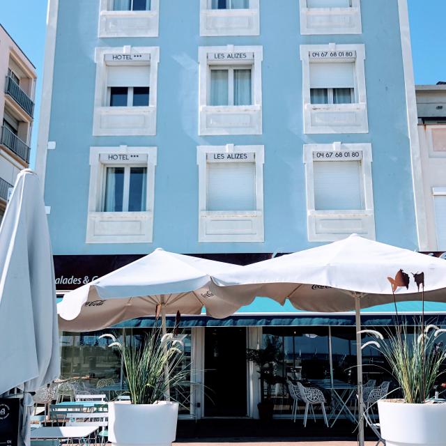 Hôtel les Alizés à Palavas-les-Flots : vue sur la Mer Méditerranée