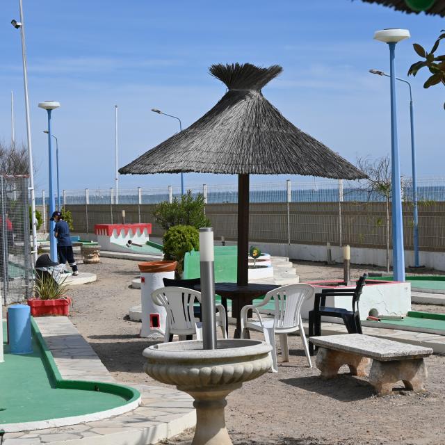 Mini golf de la plage à Palavas-les-Flots : activité en famille