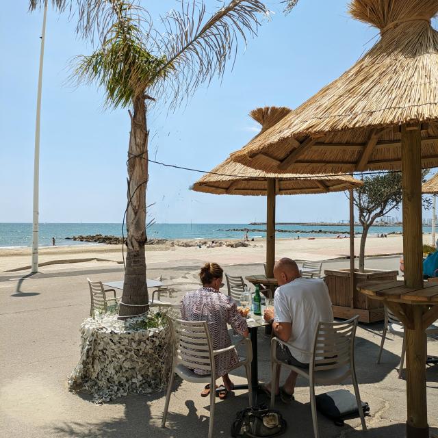 Bar de plage et restaurant Le Classico à Palavas-les-Flots sur la rive gauche