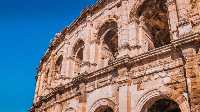 nimes tourisme